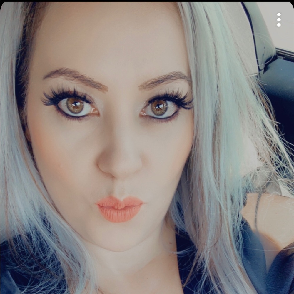 Meet your Posher, Fabby